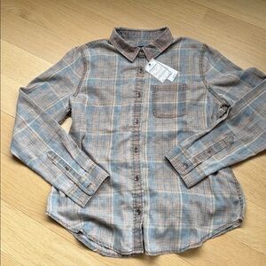 NWT FLAG & ANTHEM Women's Button Up Top Shirt Plaid Beige Soft Thin Size M